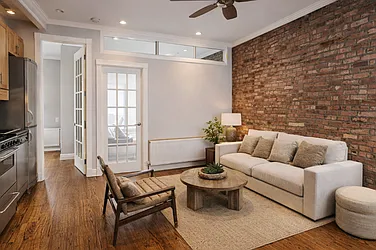 250 East 50th Street, #4N