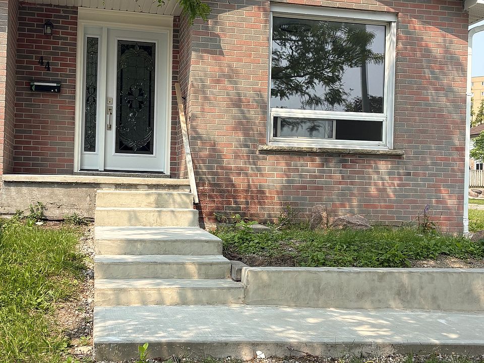 1st image of 44 Sylvia St