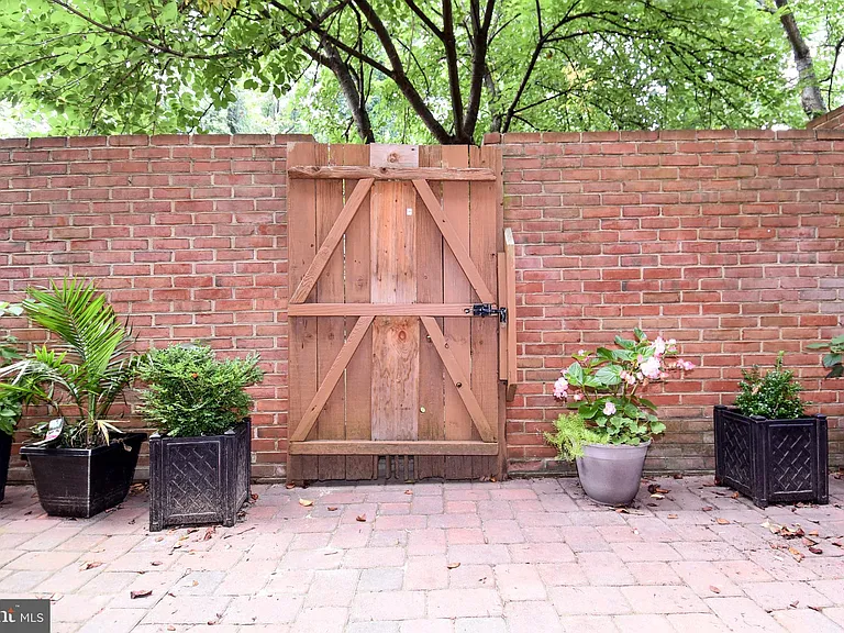 5153 Westbard Ave #15 — Photo 48