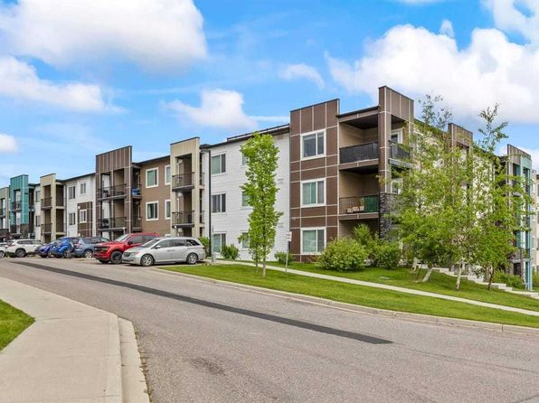 8 S Sage Hill Ter NW #220, Calgary, AB T3R 0W5