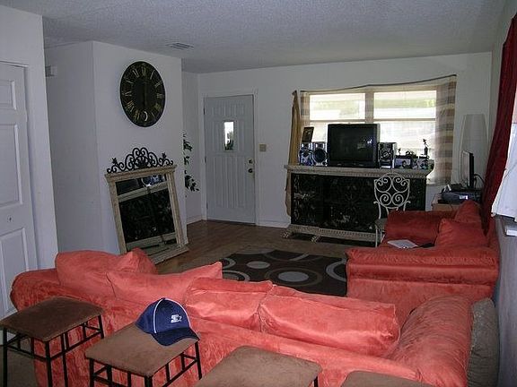 4th image of 4364 Prince Hall Blvd