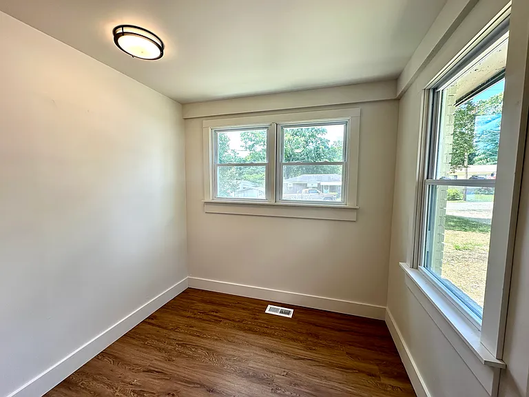 15 Lermann Dr — Photo 6