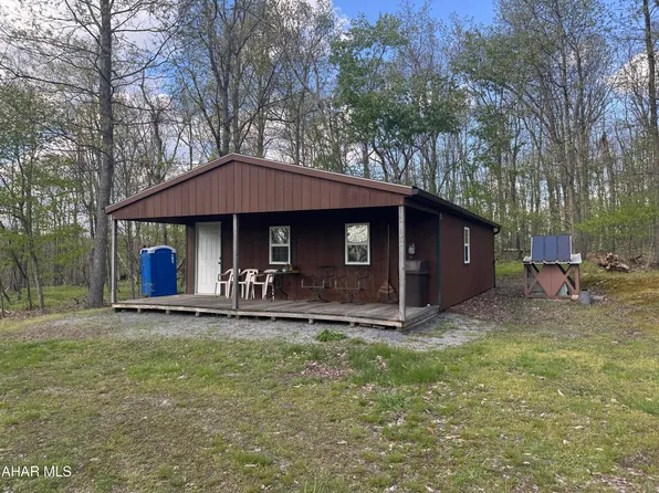 127 Acorn Ln, Fallentimber, PA 16639