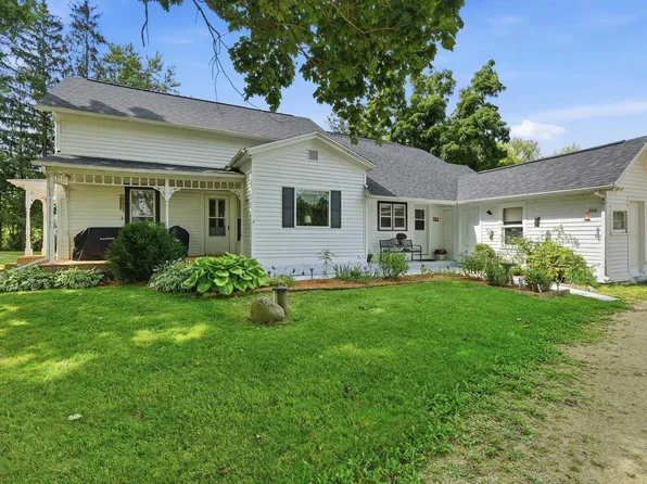 982 County Road T, Marshall, WI 53559