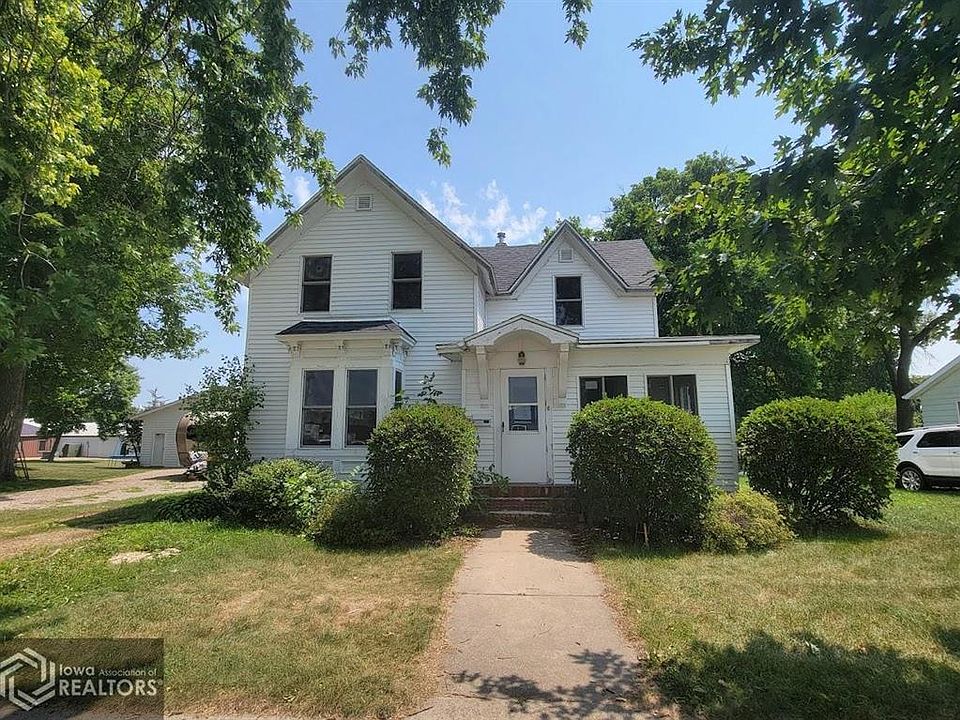 107 S Lake St, Lake Mills, IA 50450 Zillow