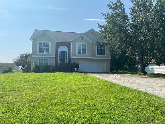 2nd image of 839 Lodgeview Dr