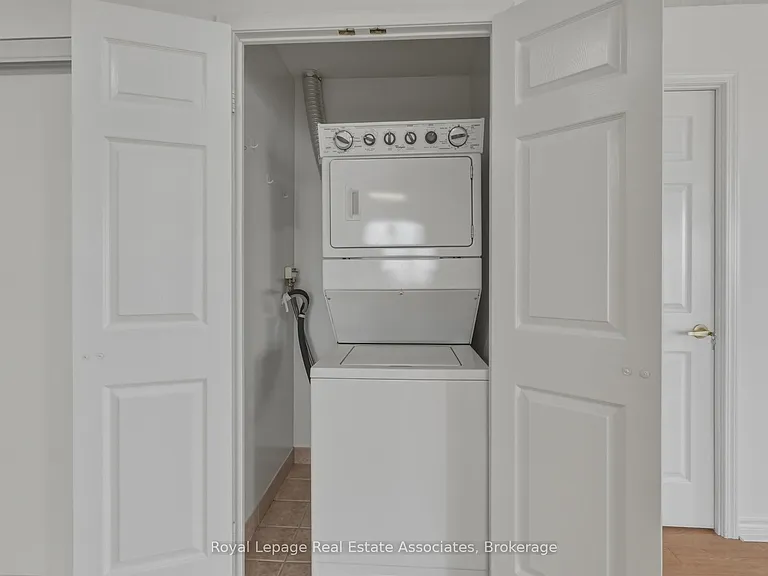 25 Kingsbridge Garden Cir #2424 — Photo 25