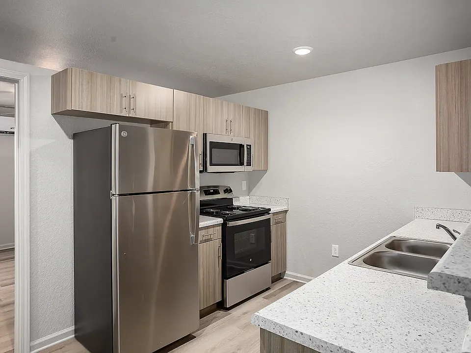 Crockett Hills Apartments