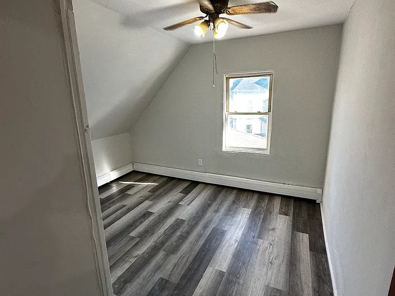 29 E Cottage St #3 — Photo 10
