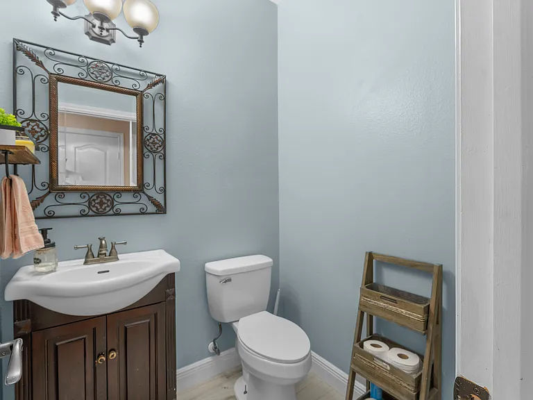 4506 Noble Ct — Photo 29