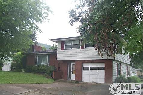 2nd image of 133 Fairview Dr