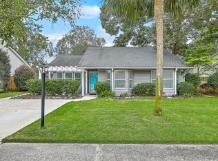 1991 Armory Dr, Mount Pleasant, SC 29466