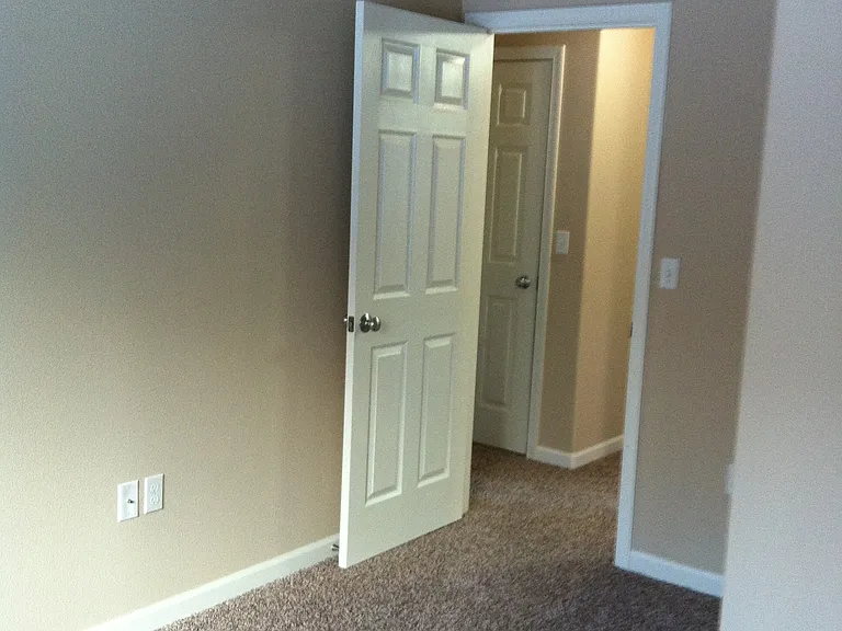 2307 W Eagles Nest Cir — Photo 7
