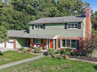 334 Crescent Pl, Flushing, MI 48433