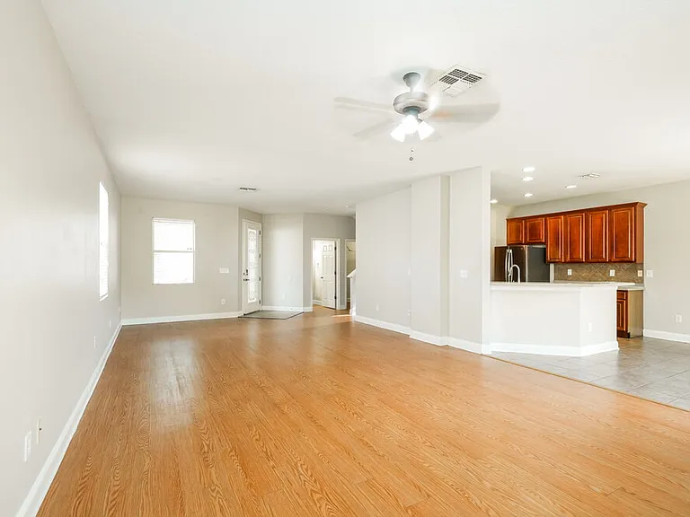 18906 Parapet Pl — Photo 6