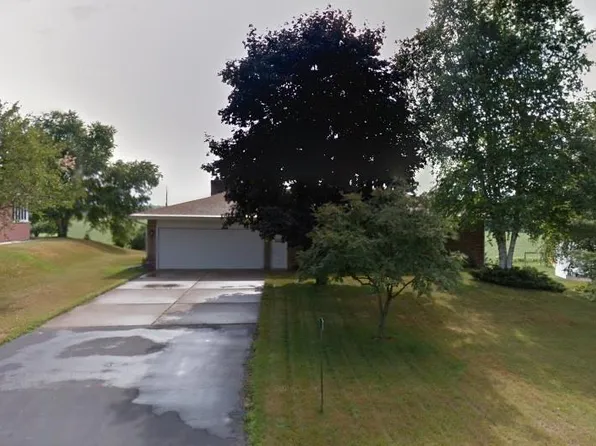5560 Moonlight Drive, Waunakee, WI 53597