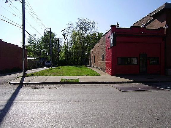 2nd image of 4156 N Newstead Ave