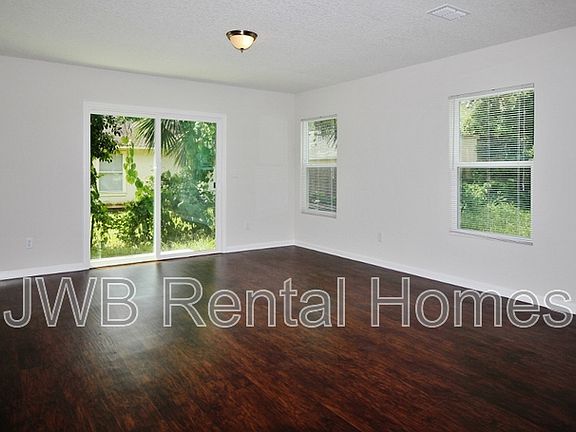5th image of 8914 Dandy Ave
