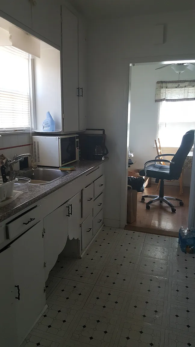 3875 14th Ave photo 1