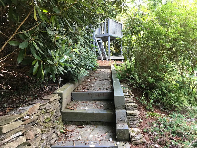 283 Tanglewood Dr — Photo 17