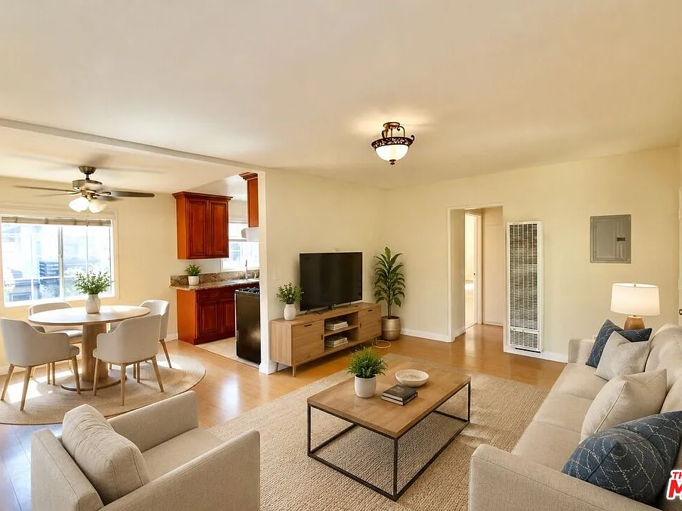 1319 E California Ave #B