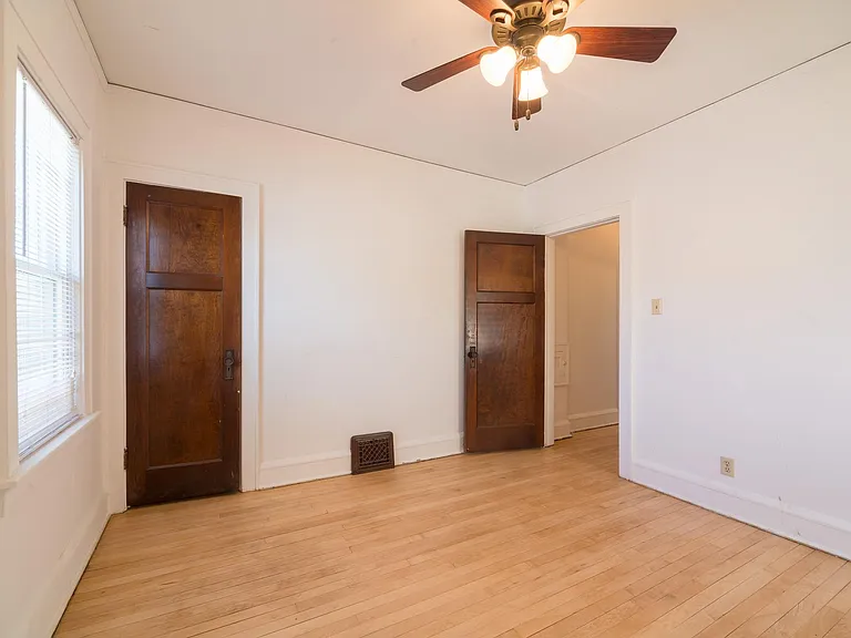 2372 N Bremen St — Photo 12