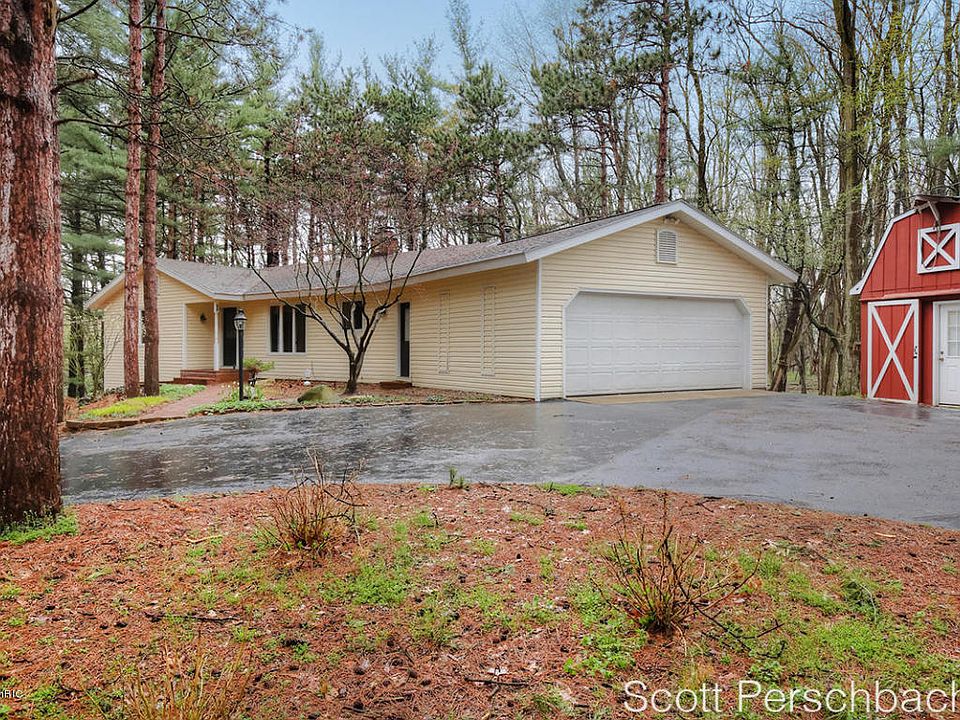 1st image of 1721 Laraway Lake Dr SE
