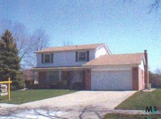 3588 Oriole Dr, Troy, MI 48084