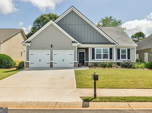 1025 Creekwood Cir, Madison, GA 30650