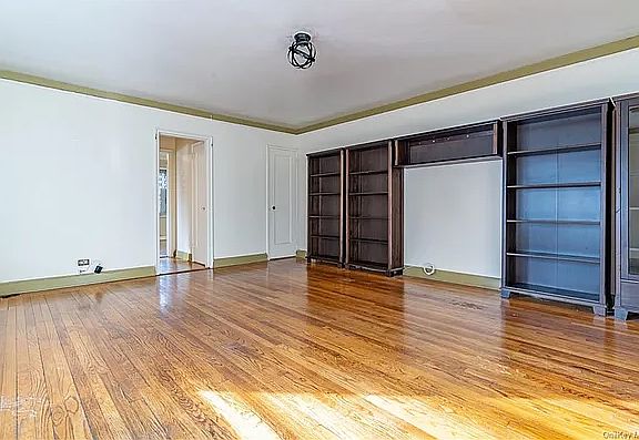2nd image of 5410 Netherland Ave APT A13