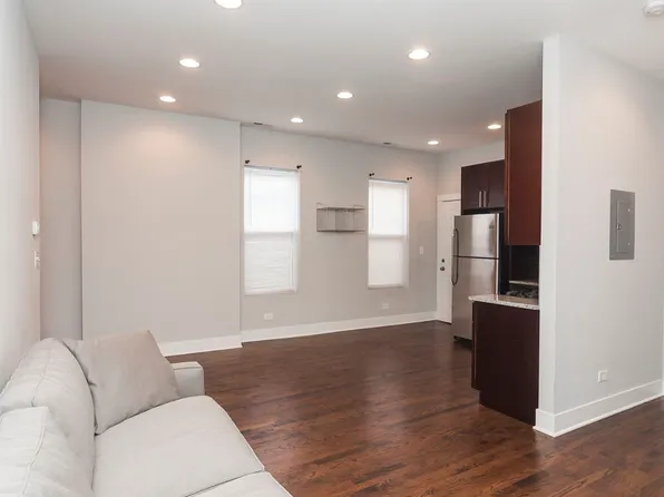 1338 W Huron St APT 1R, Chicago, IL 60642