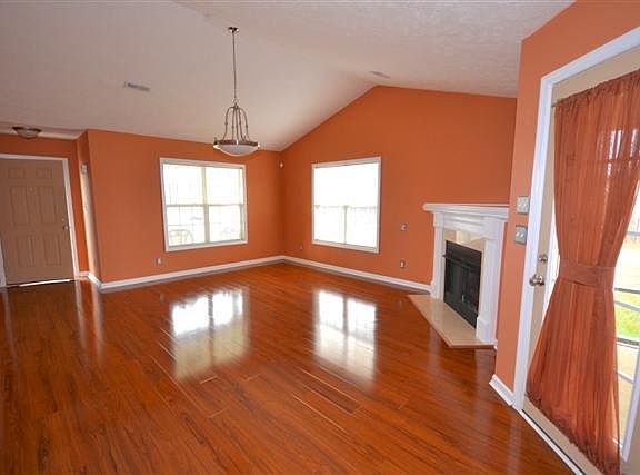 5th image of 247 Van Buren Dr