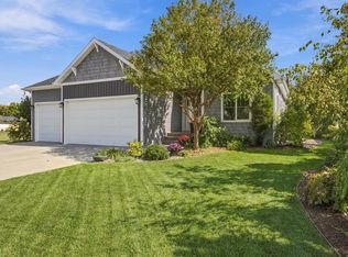 6016 Autumn Dr S, Fargo, ND 58104