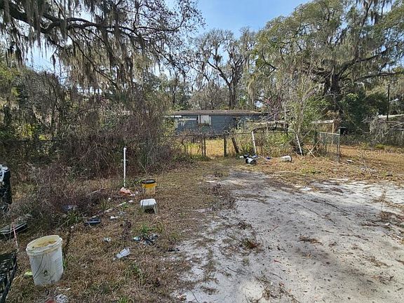 4th image of 4210 NE 175th Street Rd