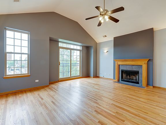 4th image of 3341 W Warren Blvd Unit 3