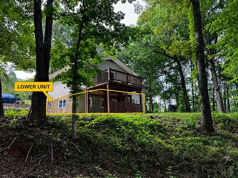 436 Lillian Dr #B — Photo 2