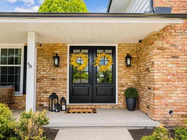 17965 Bolter LANE, Brookfield, WI 53045