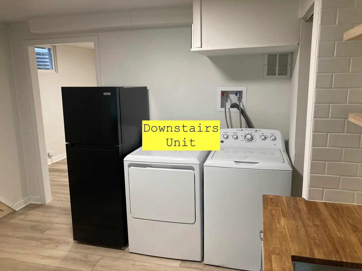 943 Raymond Pl — Photo 4