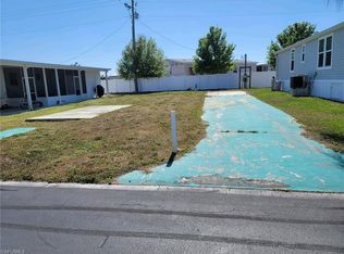 4 Cherokee Trl, Naples, FL 34113