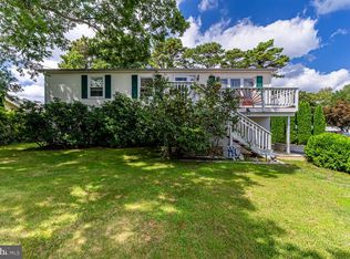 594 Lighthouse Dr, Manahawkin, NJ 08050