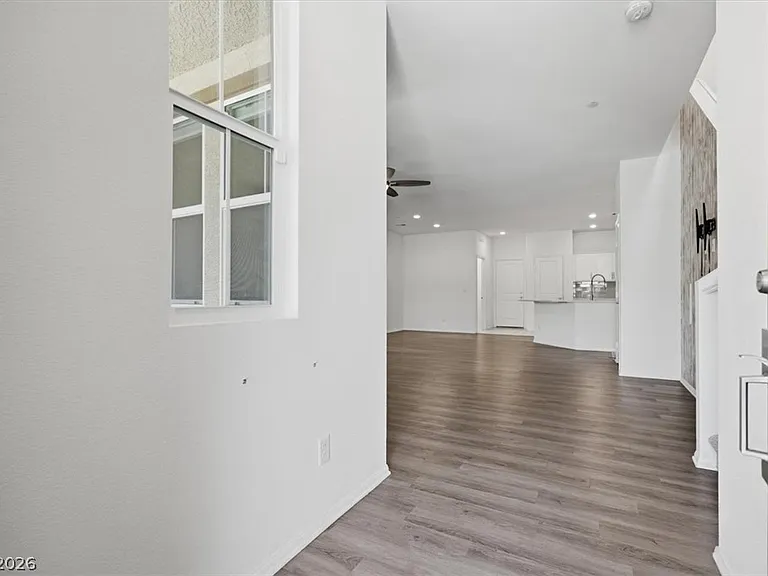 2879 Cabrillo Terrace St — Photo 3