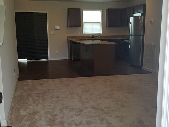 4th image of 706 Deerwood Crossing Dr