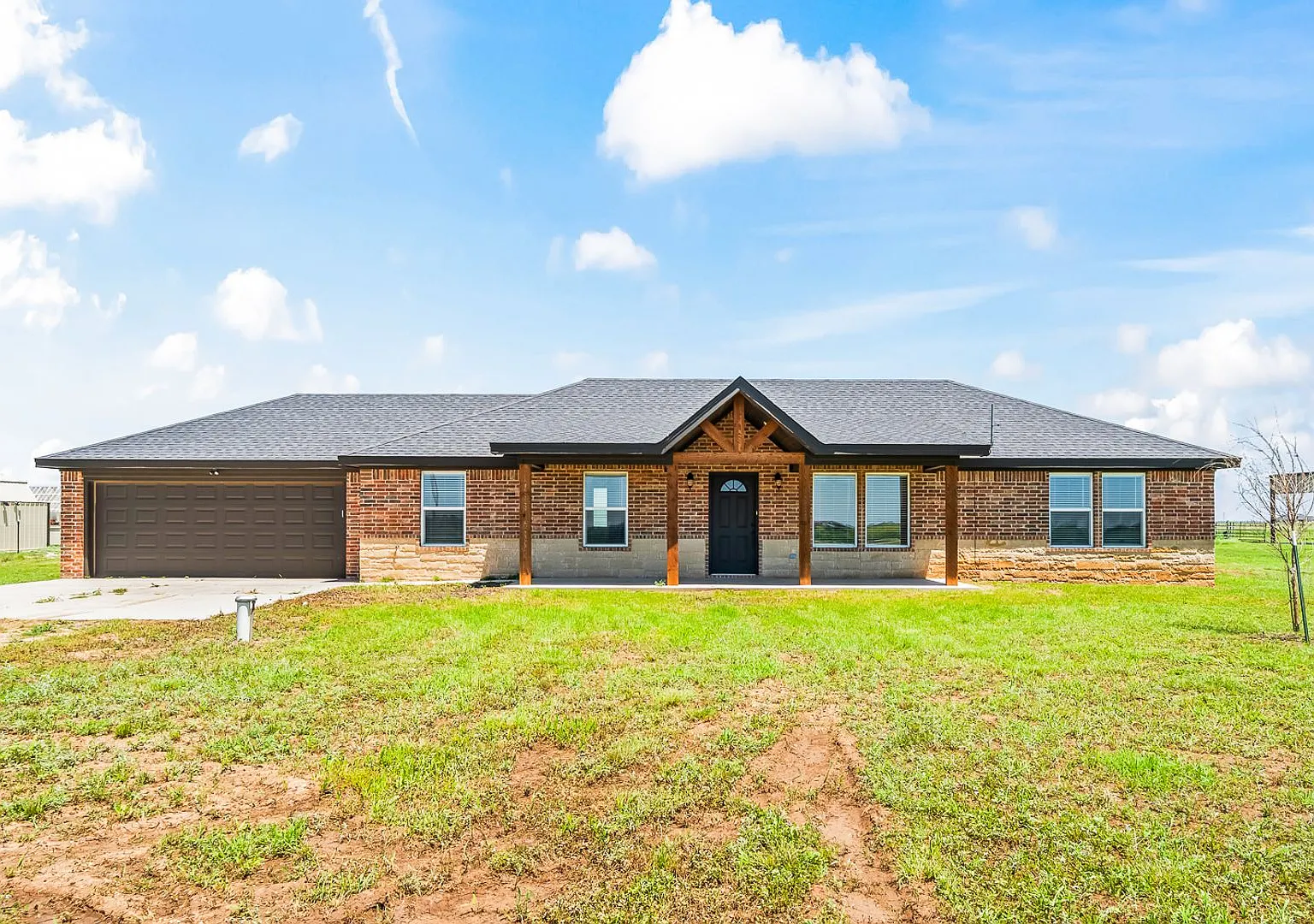 Brand New Construction In Idalou ISD! — Photo 1