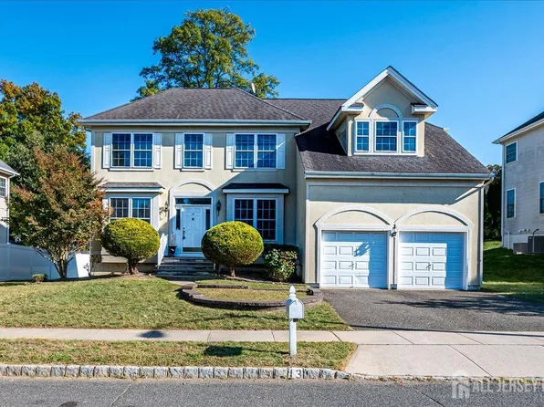 13 Fabiszewski Way, Sayreville, NJ 08872