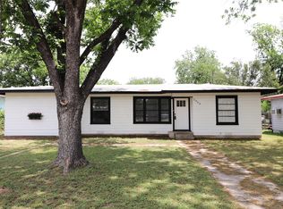 2306 Southside Dr, Brownwood, TX 76801