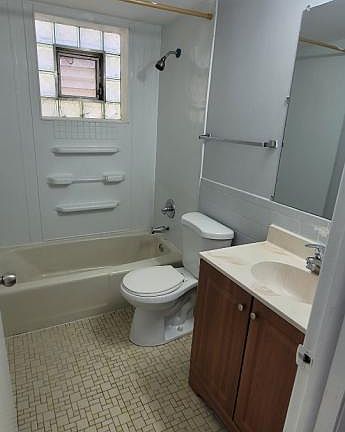 4th image of 1690 Patricia Pl APT G