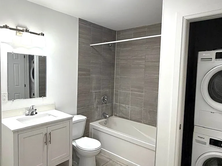 9 Eby St S #2 — Photo 10