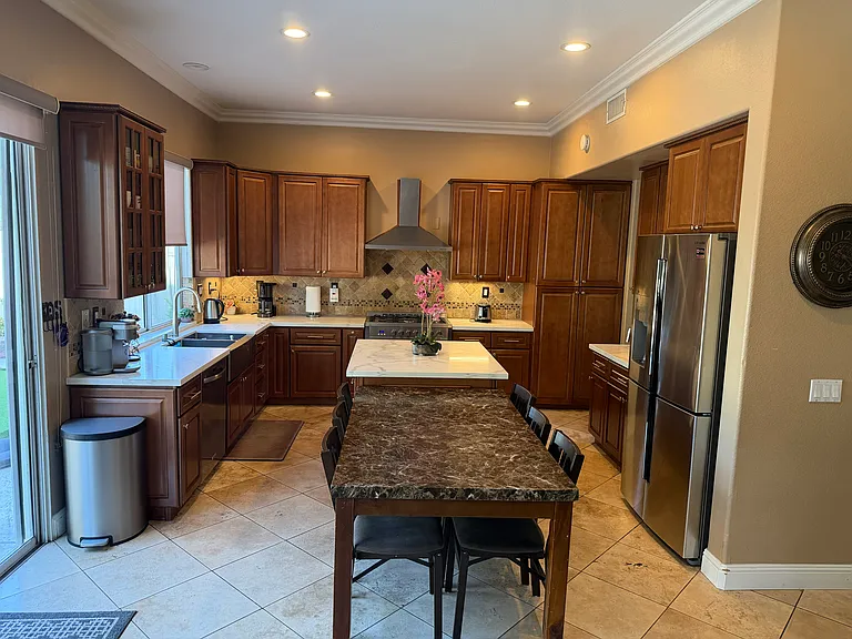3635 Santa Clara Cir — Photo 5