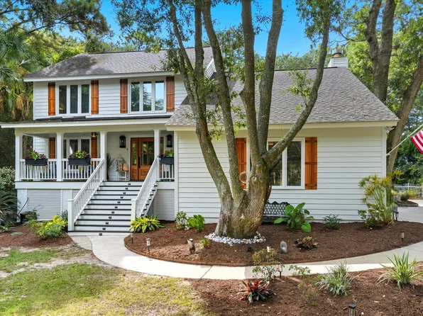 23 Edgewater Aly, Isle Of Palms, SC 29451