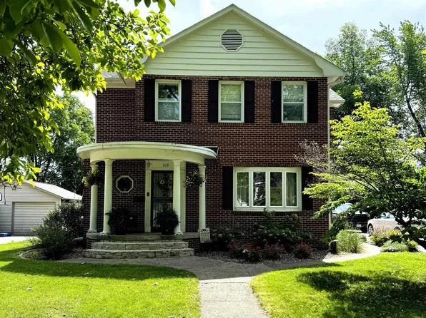 409 N Broadway St, Havana, IL 62644